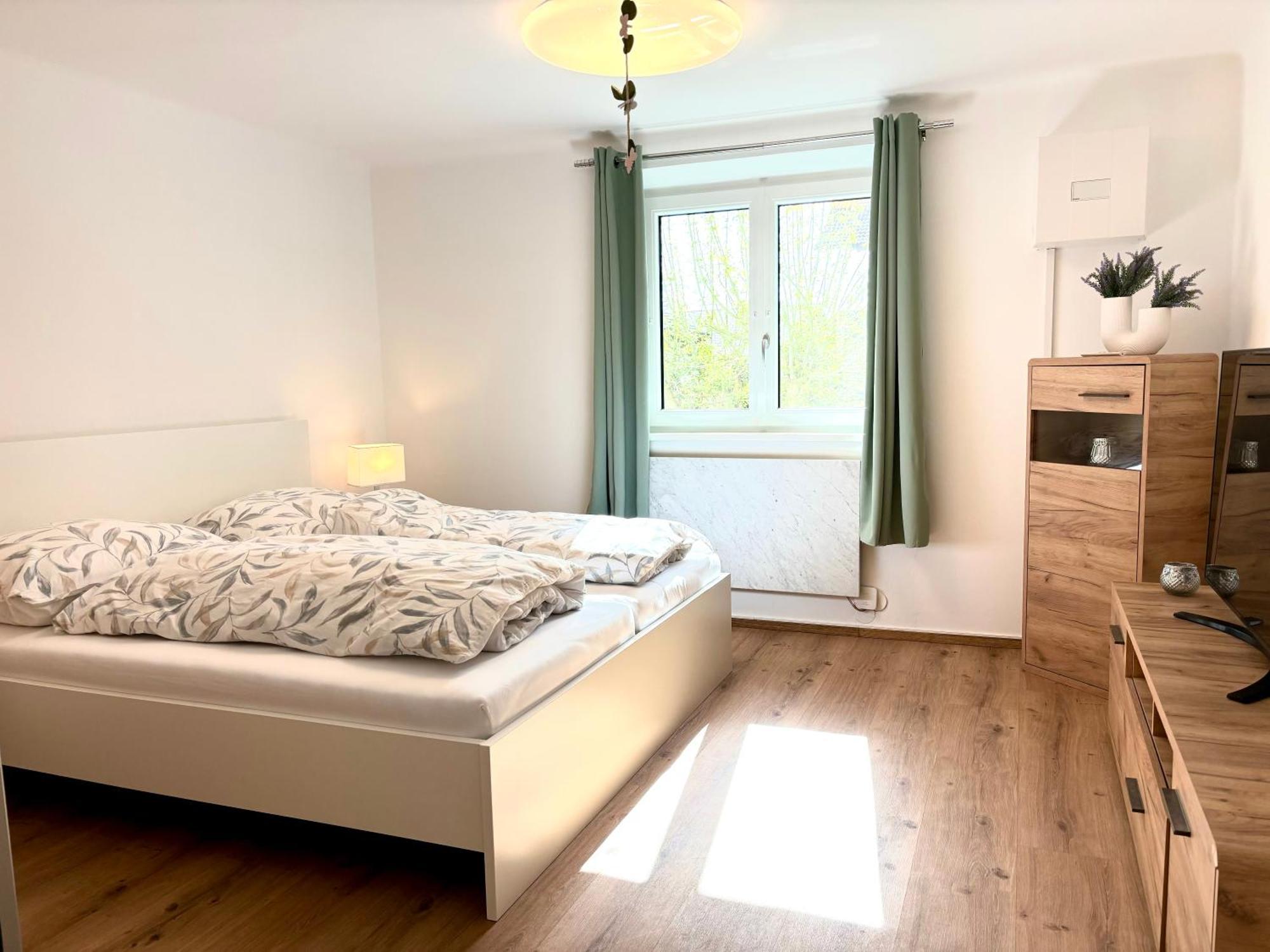 Gaesthaus "Seeblick" Seekirchen am Wallersee Chambre photo